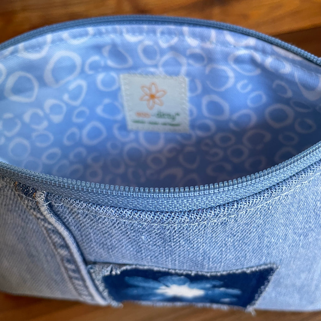 Cosmetics Small Bag: Cyanotype Cosmos