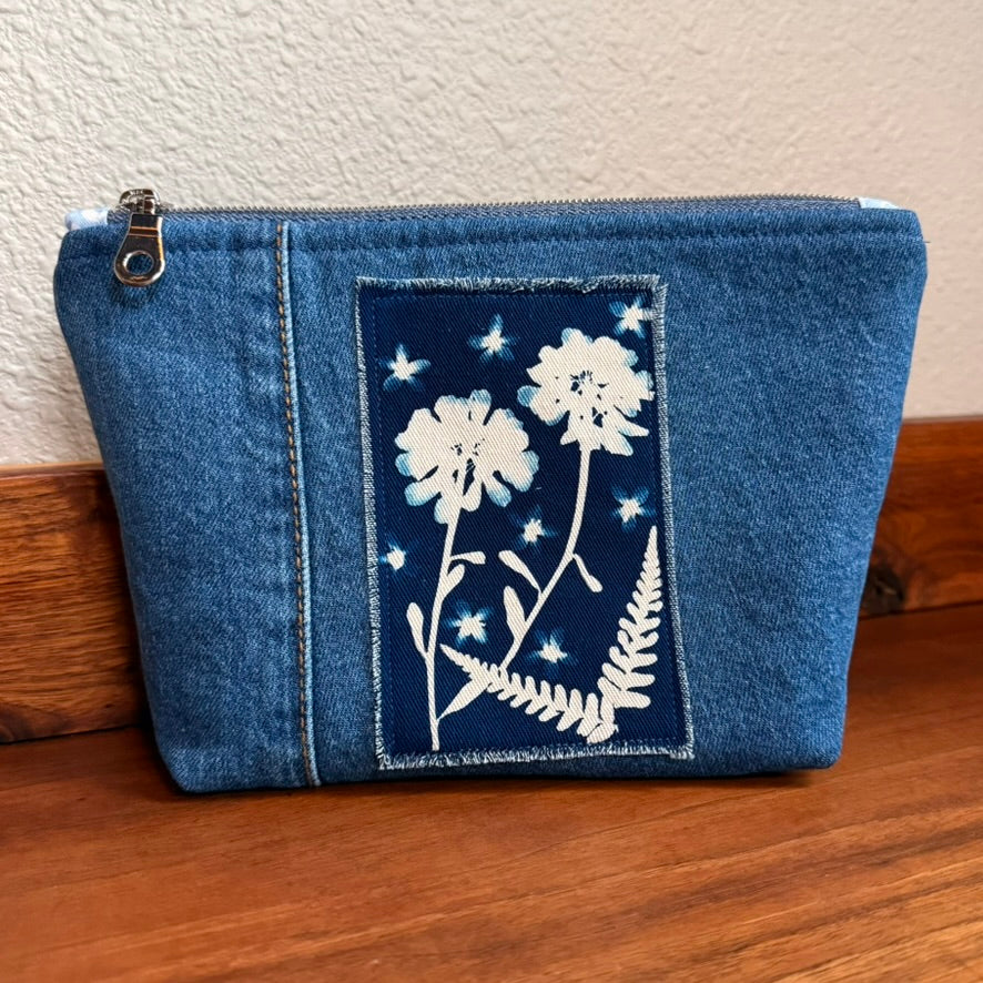 Cosmetics Large Bag: Cyanotype Candytufts
