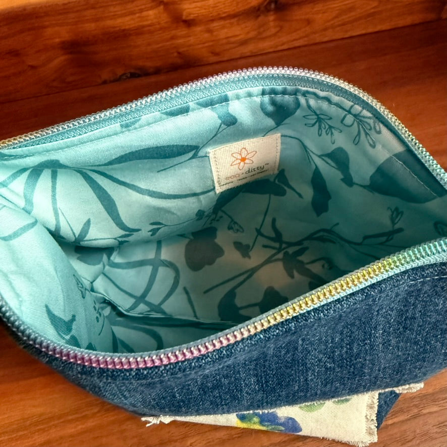Cosmetics Large Bag: Hammered Pansies 4 Inside